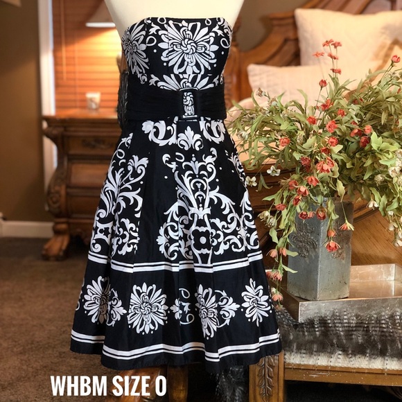 White House Black Market Dresses & Skirts - White House Black Market Strapless Dress Size 0